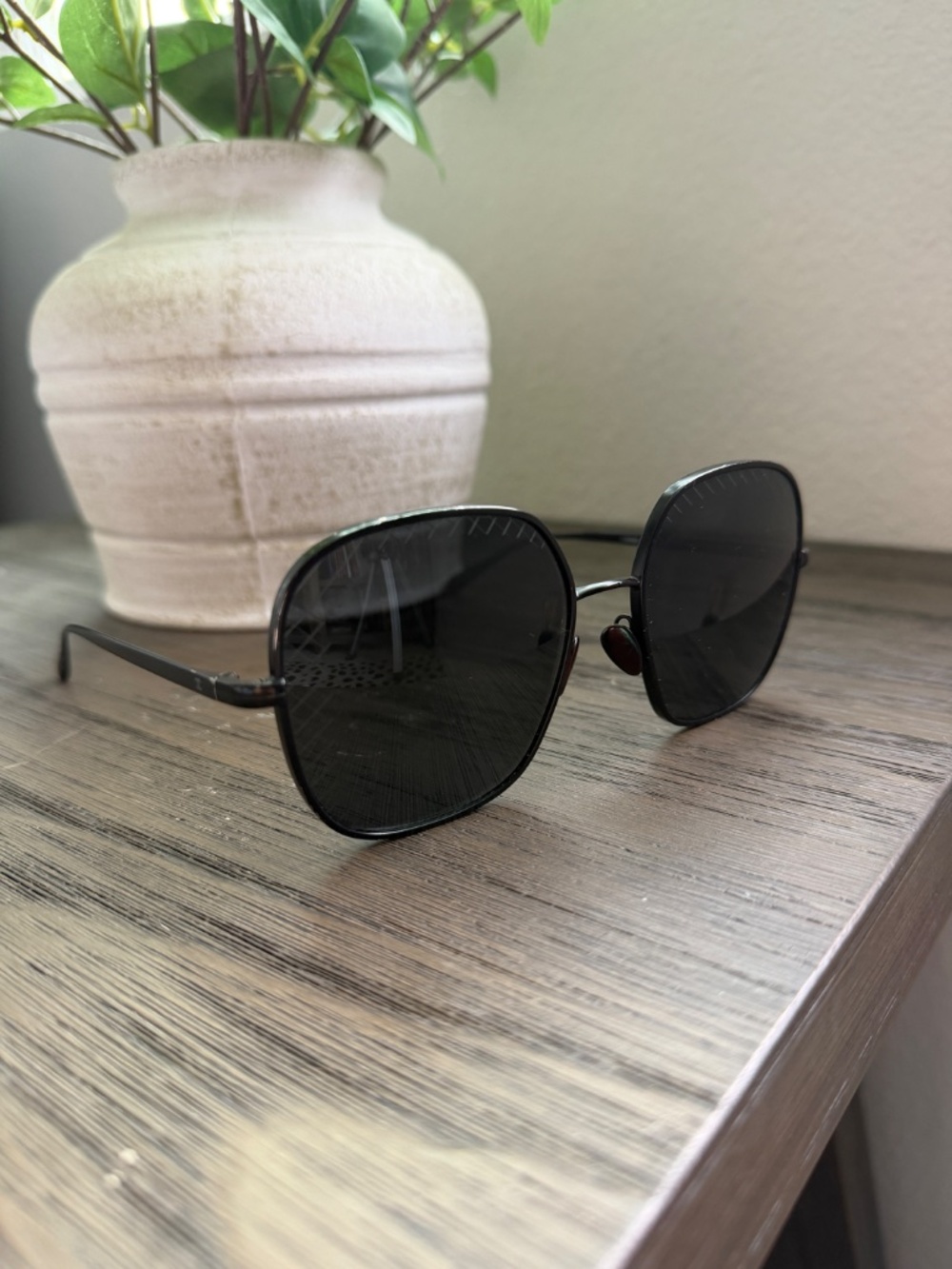 Chanel 4252 Sunglasses Eyewear Black Metal c.101/S4